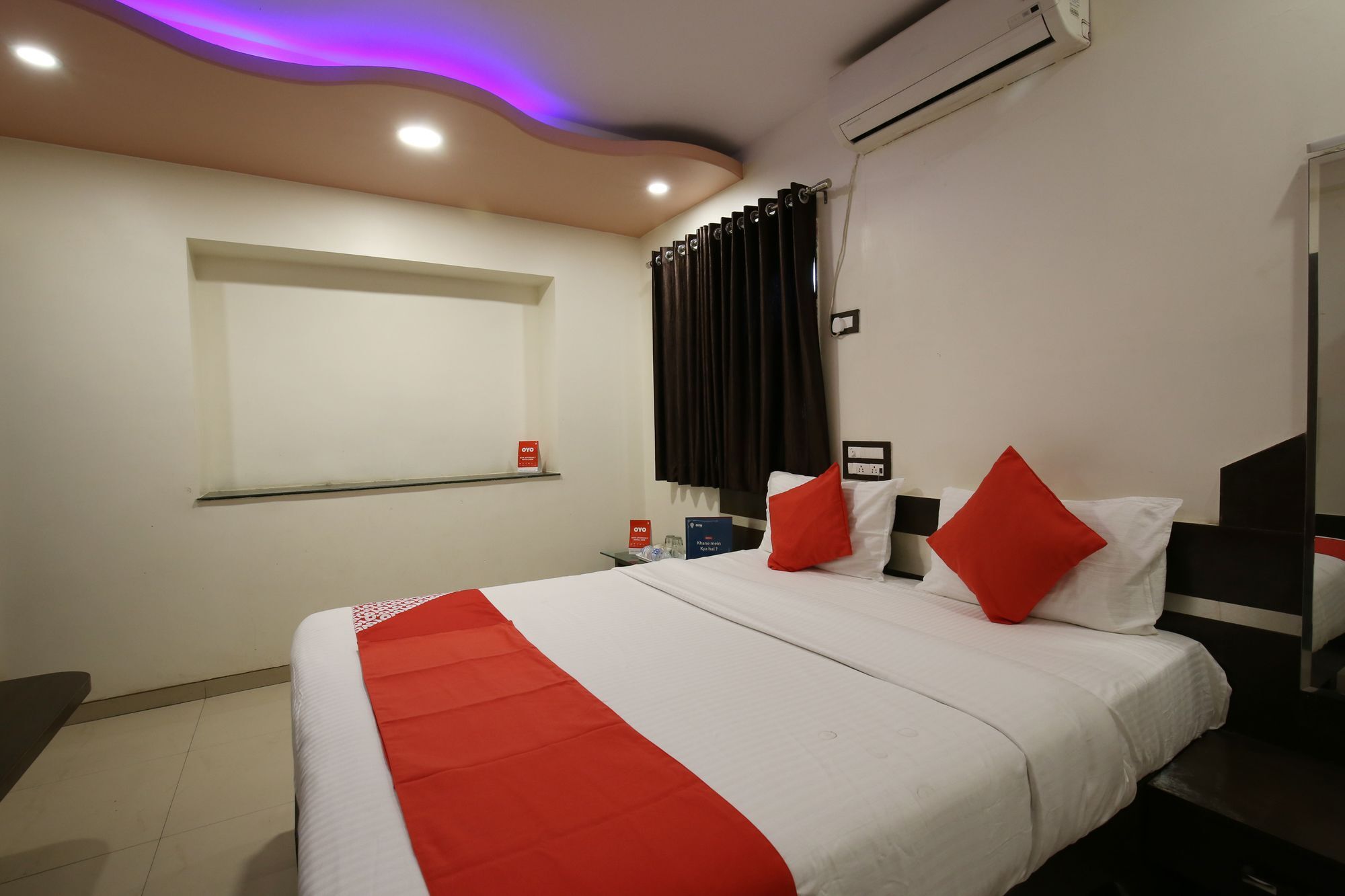 Oyo 11548 Hotel Mrunal Palace Evrengabad Dış mekan fotoğraf