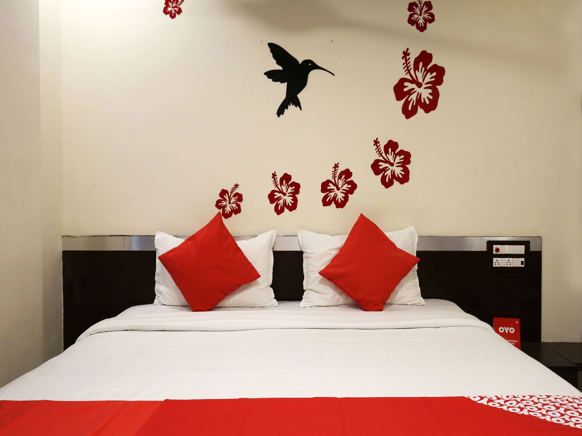 Oyo 11548 Hotel Mrunal Palace Evrengabad Dış mekan fotoğraf